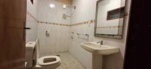 Habitación 25 cerca de la Terminal de buses de Asunción