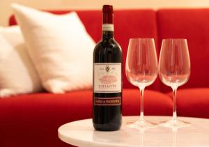 Fil Rouge Apartment - Elegant Stay in Lucca Historic Center