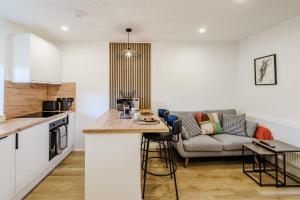 Luxurious One Bedroom Apartment - 3hvězdičkové hotely ve městě Perth