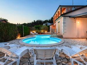 Villa Imagine with heated pool