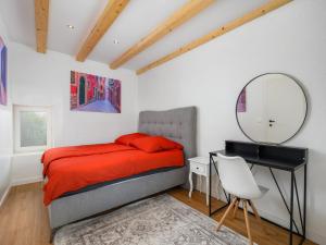 Villa in Pore with Private Pool and Beach