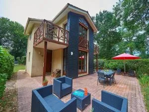 Luxurious villa with a castle - Le Barp