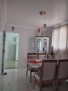 Casa dois pavimentos com Piscina nos Ingleses - Disponivel temporada