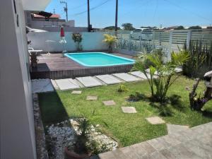 Casa dois pavimentos com Piscina nos Ingleses - Disponivel temporada