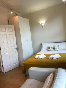 Bright and Cozy Entire Flat Near Euston Station and UCL Hospital