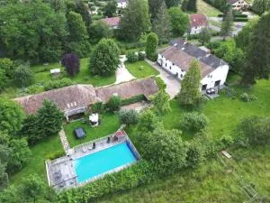 Gîte confort avec piscine, SPA, Wi-Fi et parking à 6 Rue du Pré de la Haie - FR-1-583-234 - Maizières