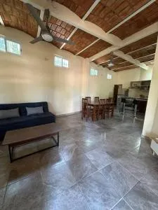 Casita céntrica a dos cuadras de mar - Lo de Marcos