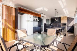 Linda e luxuosa cobertura na praia do Forte, Cobertura Sol De Verão