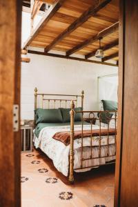 Villa Nathalie, 2 bedrooms, jacuzzi, king size bed, hammock, FIREPLACE