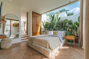 Villa Kaya Canggu, 5mins walk to the Beach, New 1BR Pool Villa in Canggu