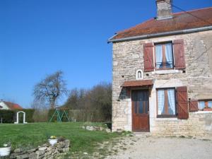 B&B / Chambres d'hotes Chambres Confortables avec Petit Dejeuner Inclus et Salon de Jardin - FR-1-583-284 : photos des chambres