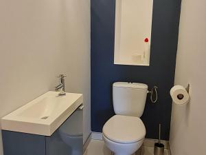 Maisons de vacances Gite confortable a Athienville - FR-1-584-359 : photos des chambres