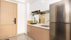 Riverside Yuetai Homestay Hotel