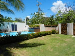 Casa 4 quartos em Guarajuba, excelente localização! 200m da praia!