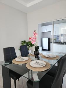 4 Bedroom Private Villa & Swimming Pool with Fitness