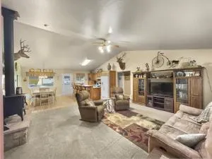 Sweet Corn Homestead home - Olathe