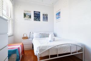 Beach Side Getaway - Brighton Le-Sands 2 Bedroom Apartment