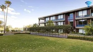 Harbourside Views 503 Sebel Kiama - Kiama Downs