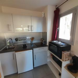 Appartements Cosy Rez jardin 1 chambre plage parking wifi : photos des chambres