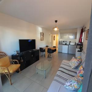 Appartements Cosy Rez jardin 1 chambre plage parking wifi : photos des chambres