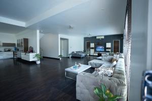 Magnolia - Luxury 3BR Private Pool villa by Jade