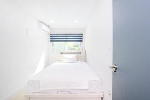 Vine family and kids four season pool villa