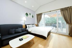 Myeongjisan Valley Stay