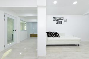 Sellin Onsu Swimming Pool Pension