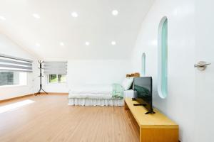 Forest Squirrel Pension