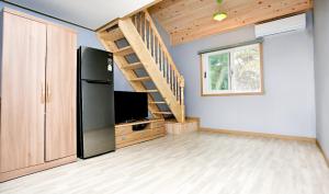 Mongsanpohaebyeon Pension