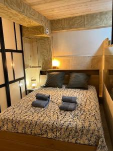 Grand studio de charme dans une bâtisse du XVII