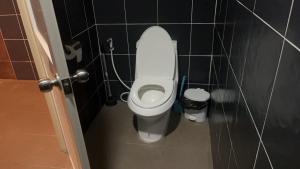 KARON STUDIO APARTMENT