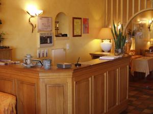 Hotels Hotel L'Ecailler : photos des chambres