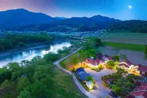 Gapyeong Adelheim Pension Dogs Allowed, Group Rooms, Spa - Saenmal