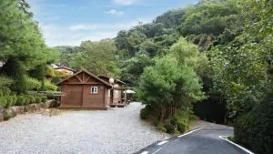 Sobaeksan Log Pension - Danyang