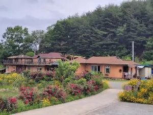 Red Clay Pension Dream Conversation - Donghae