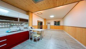 Buan Byeonsanbando K-Pop Pension