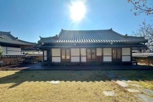 Jeonju Jiudang Hanok Stay