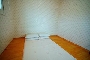 Byeonsanbando Soriseom Pension