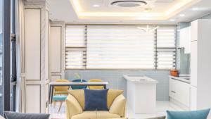 yongdeok marryel poolvilla