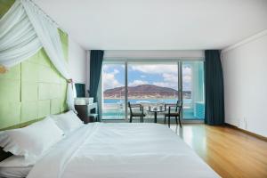 Ganghwa Cafe Pension Amote