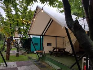 Gongju kyerongsan glamping donwallsoop