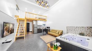 Gipei Wool Story Pension