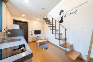 gangreung seuteieoseu