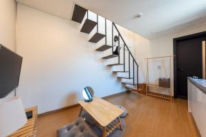 gangreung seuteieoseu