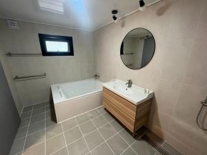Namhae Siseon Glamping Pension