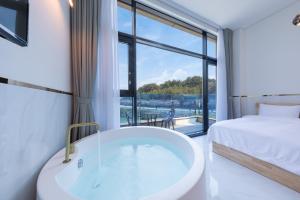 Today Gyeongpo Oceanview Pension