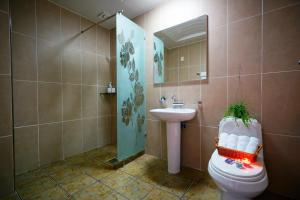 Jeonju Deokindang and Soo House Pension