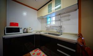 Buan Mookbang Sandle Gookhwa Pension