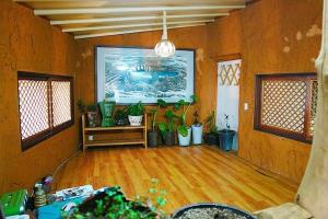 Buan Bbalgan Jibung Pension